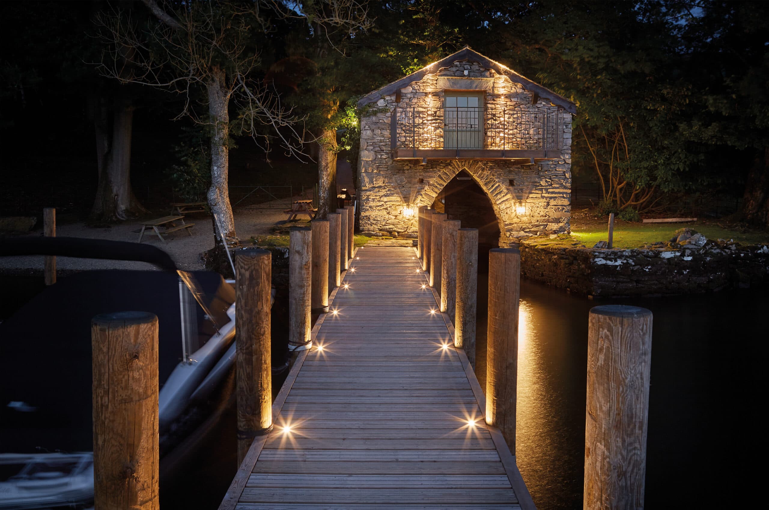 Aménager ses extérieurs : 8 conseils pour bien choisir ses luminaires